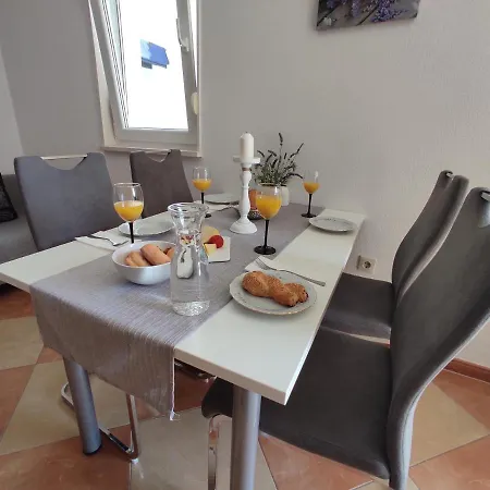 Valentina - Private Pool,200m From Apartment *